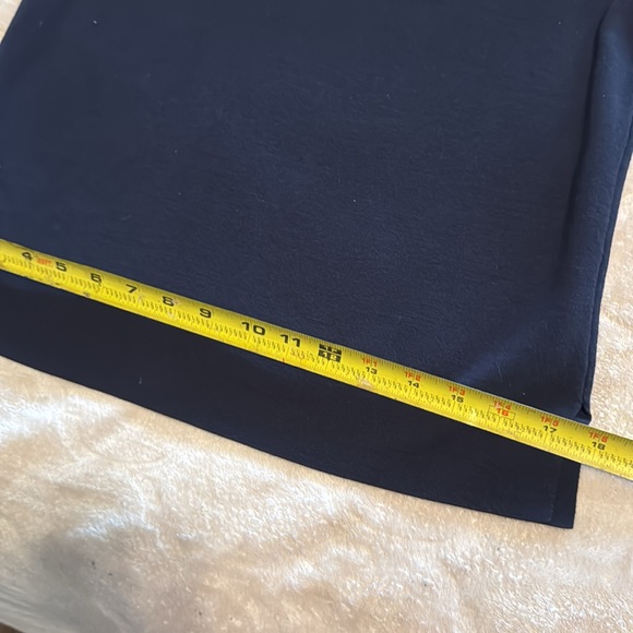 EUC NAVY KNIT TOP - Picture 7 of 8